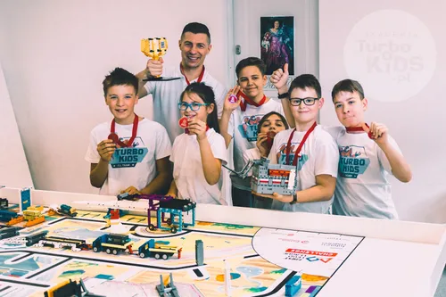 TurboKIDS Zielona Góra - Robotyka dla dzieci, warsztaty, półkolonie, urodziny