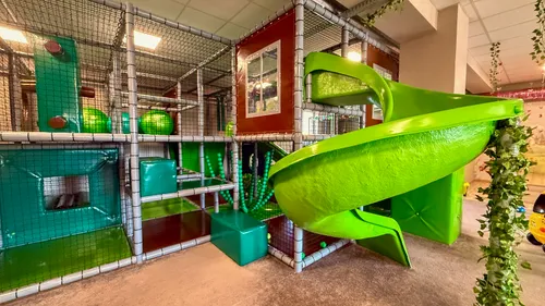 Hakuna Matata Sala zabaw i kawiarnia